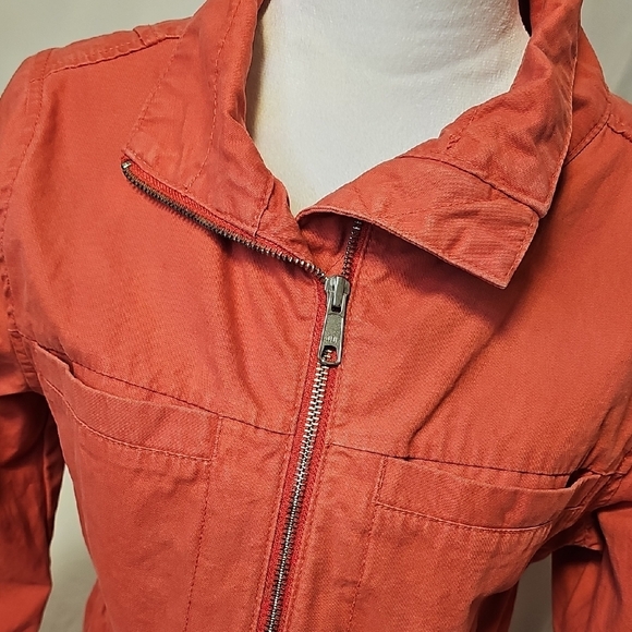 Old Navy Women's Utility Jacket in Rust Red - Picture 2 of 7